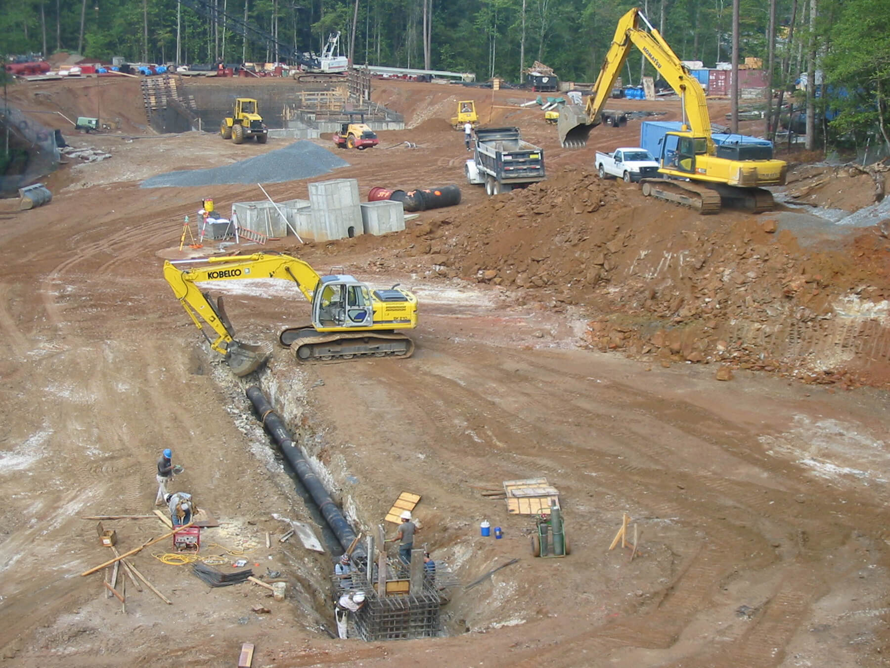 construction of new sewer main pipes
