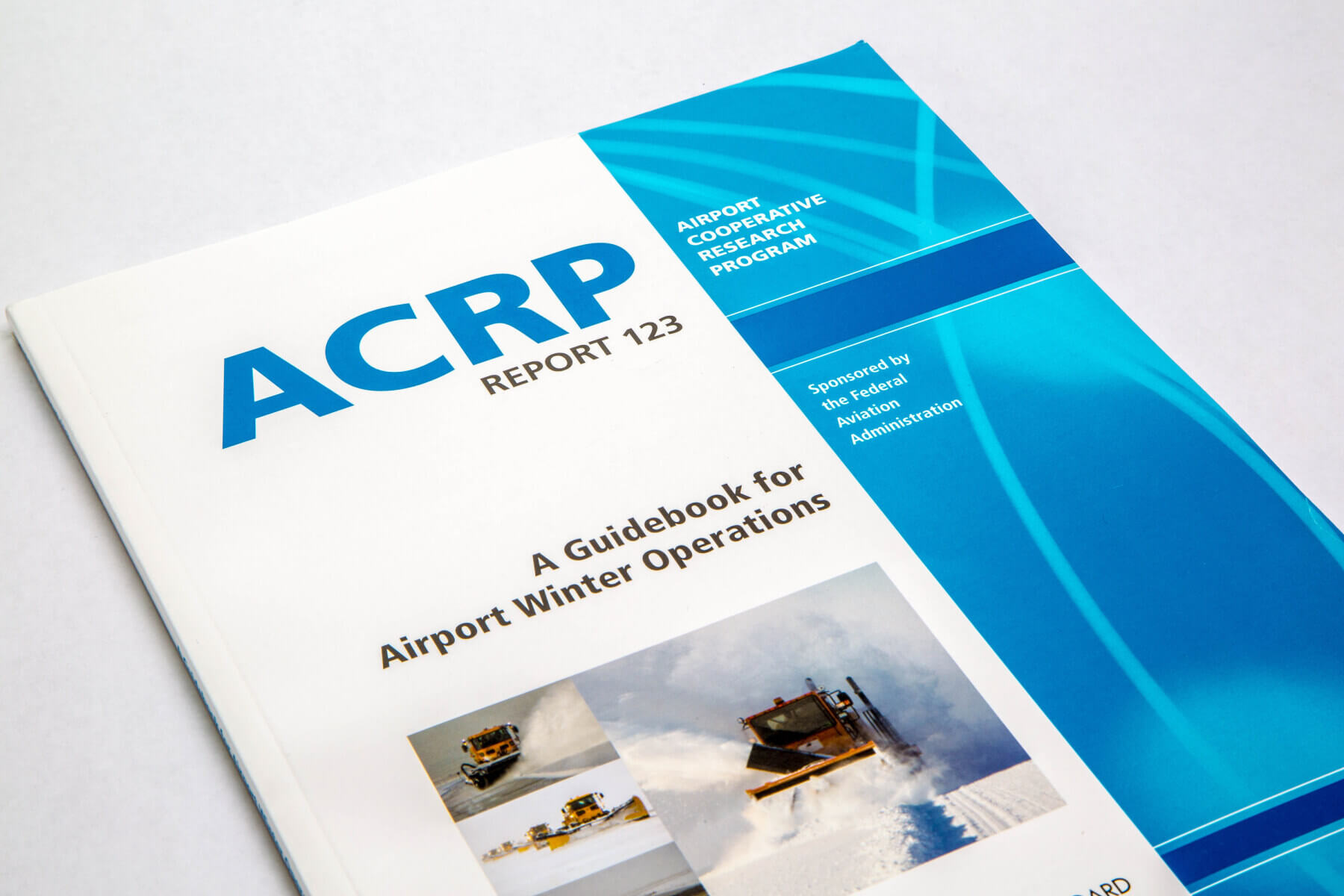 a close up of the cover of ACRP research report 123