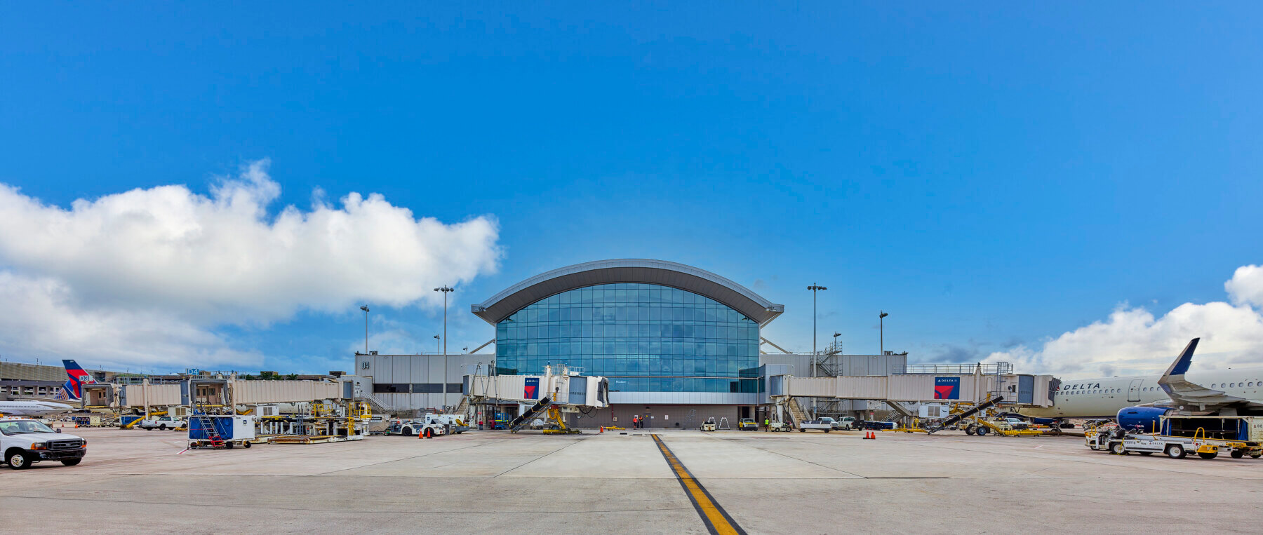 : exterior daytime view of terminal 2 at Fort Lauderdale-Hollywood International Airport