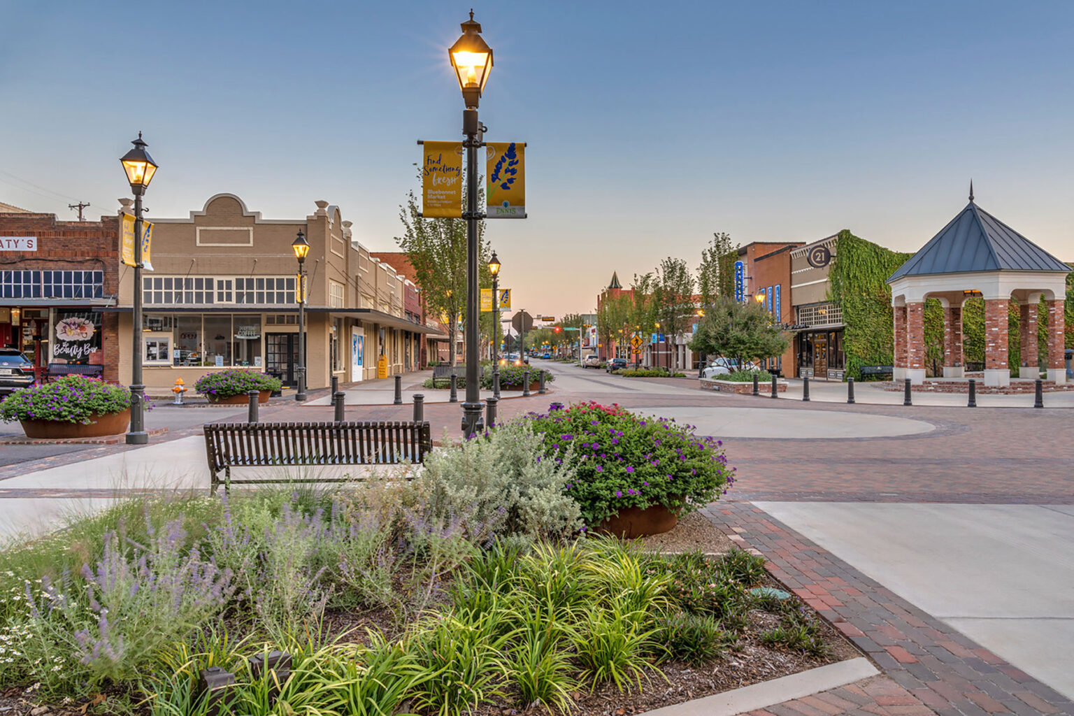 City of Ennis Downtown Master Plan Implementation Phase I - Gresham Smith