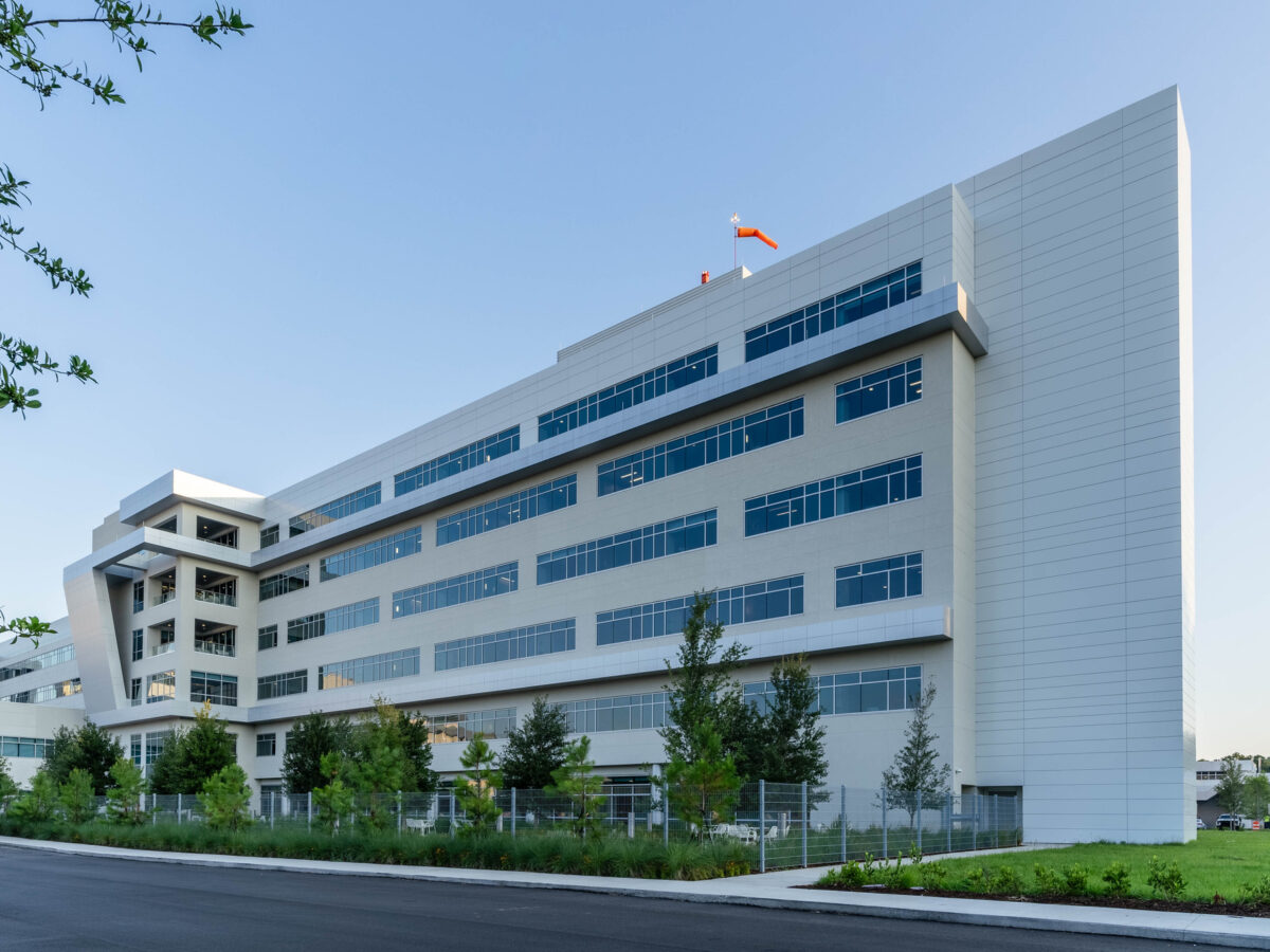 Exterior of a six-story inpatient tower