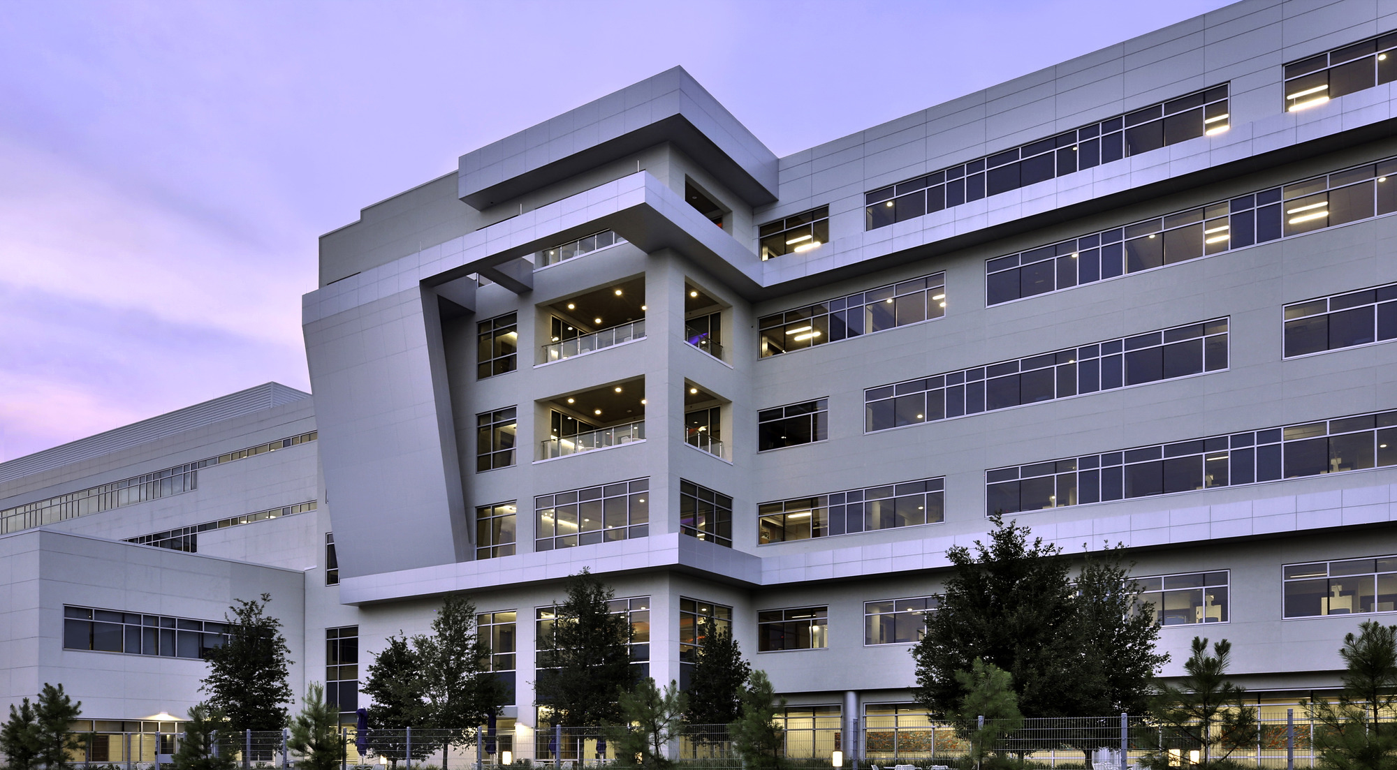 Exterior of a six story hospital