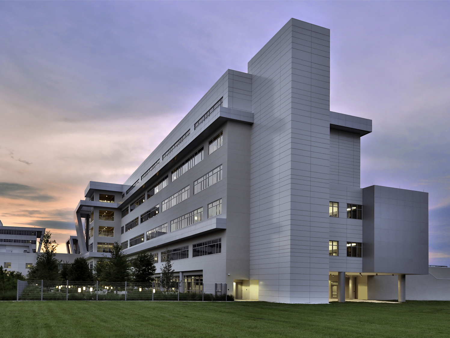 Exterior of a six story hospital