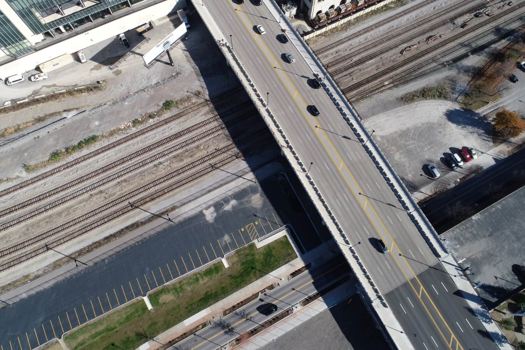 Aerial image of Broadway bridge