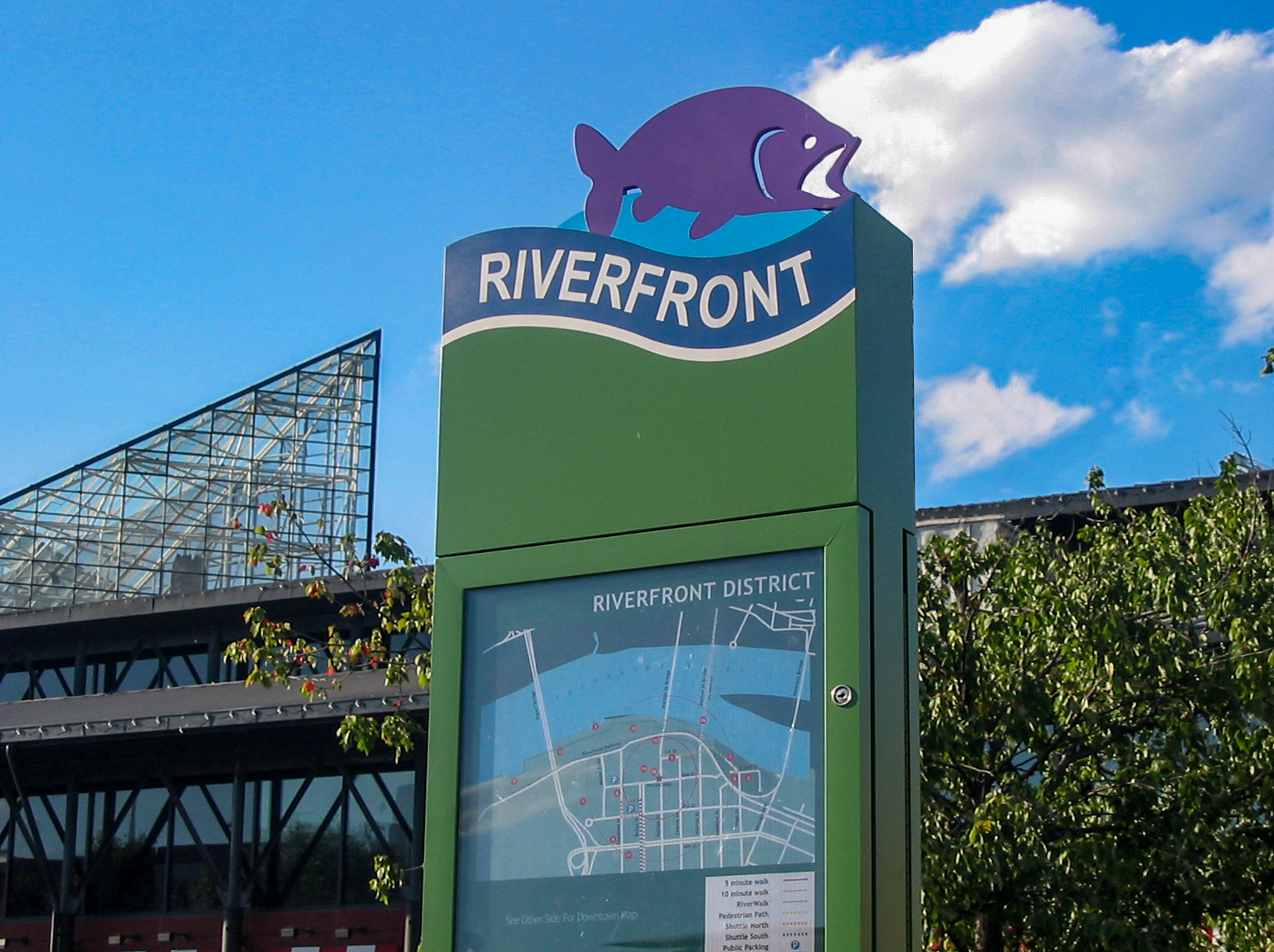 tall signage with a map at the chattanooga riverfront